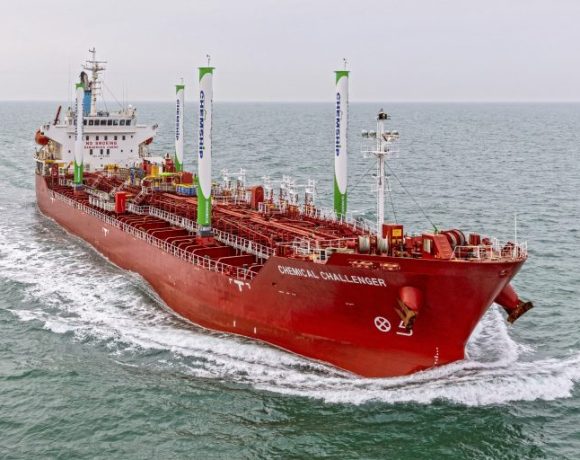 Chemical Challenger sets sail as first ship with Green Award’s GHG Label for innovative wind technology use
